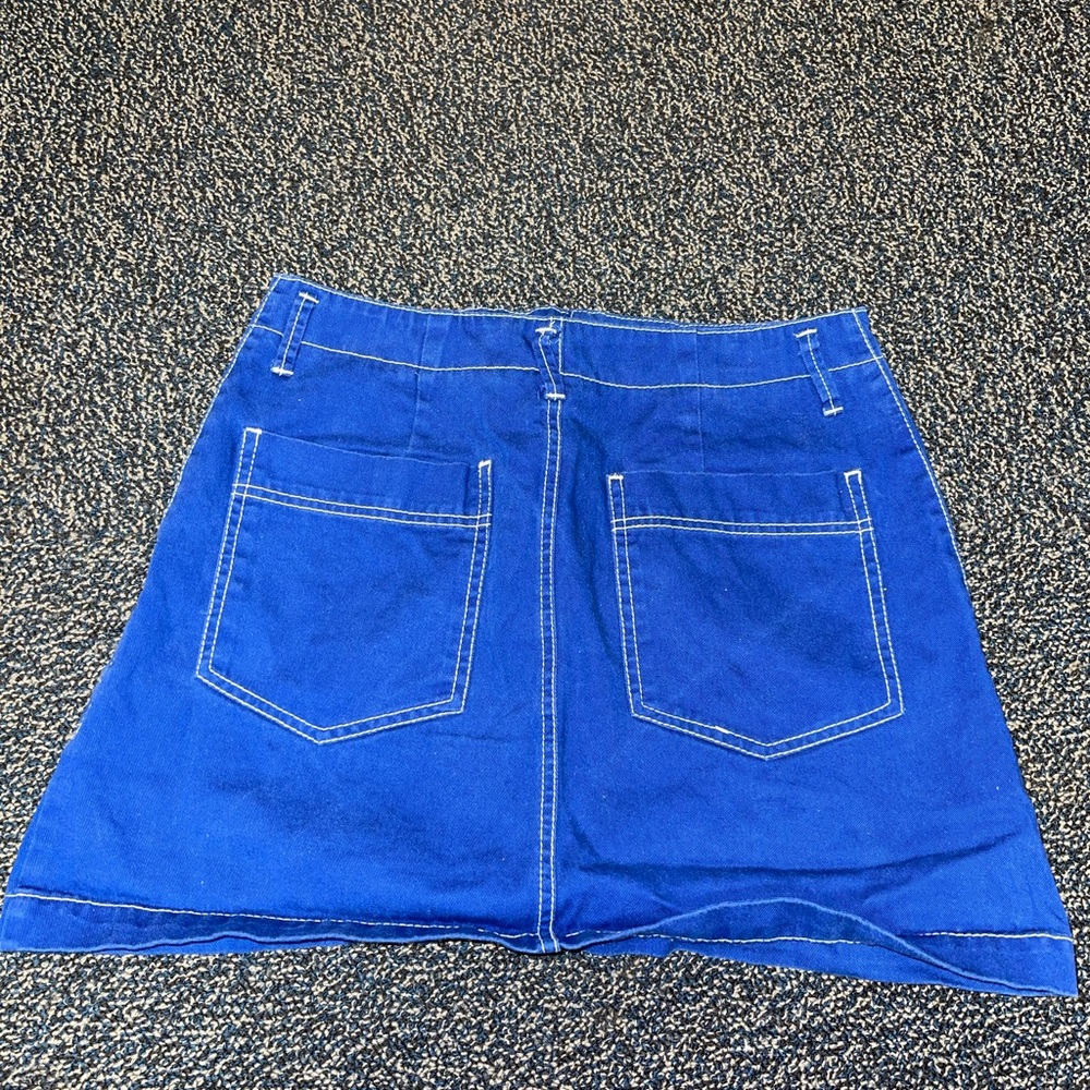 Blue skirt - Picture 2 of 3